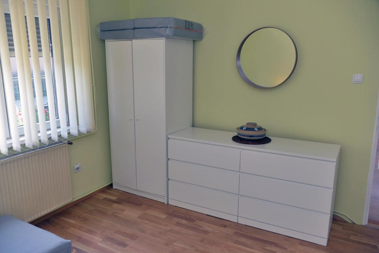 Affordable And Newly Renovated 1-Bedroom Apartment Kraljevo Exteriér fotografie